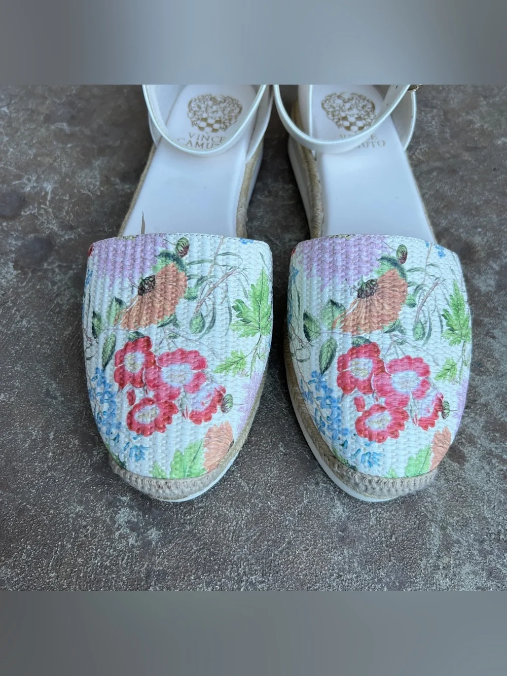 Vince Camuto comfortable espadrille